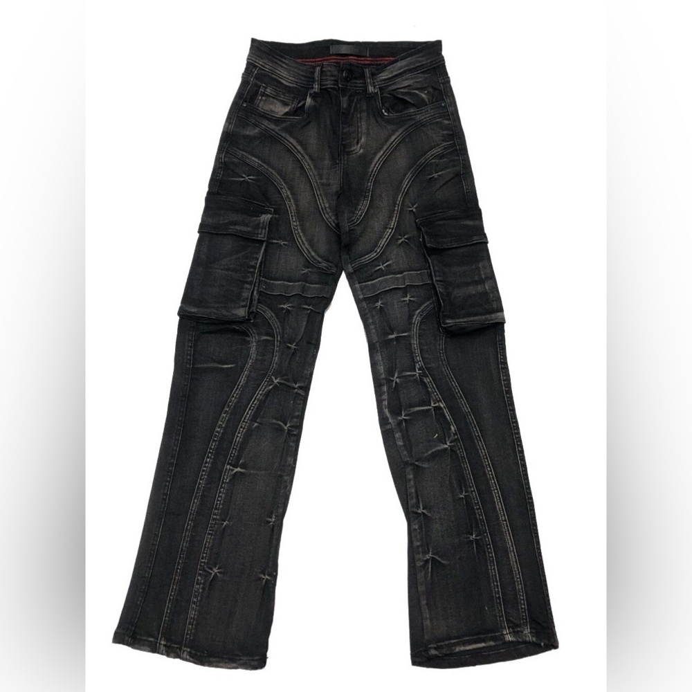 Arketype Revolt Baggy Cargo Jean

Style# P443

Color: Black Tint